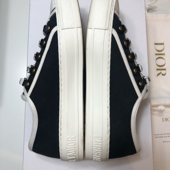 (sold)Walk'N'Dior Sneaker
Black Cotton Canvas 37 Size - Picture 6 of 12